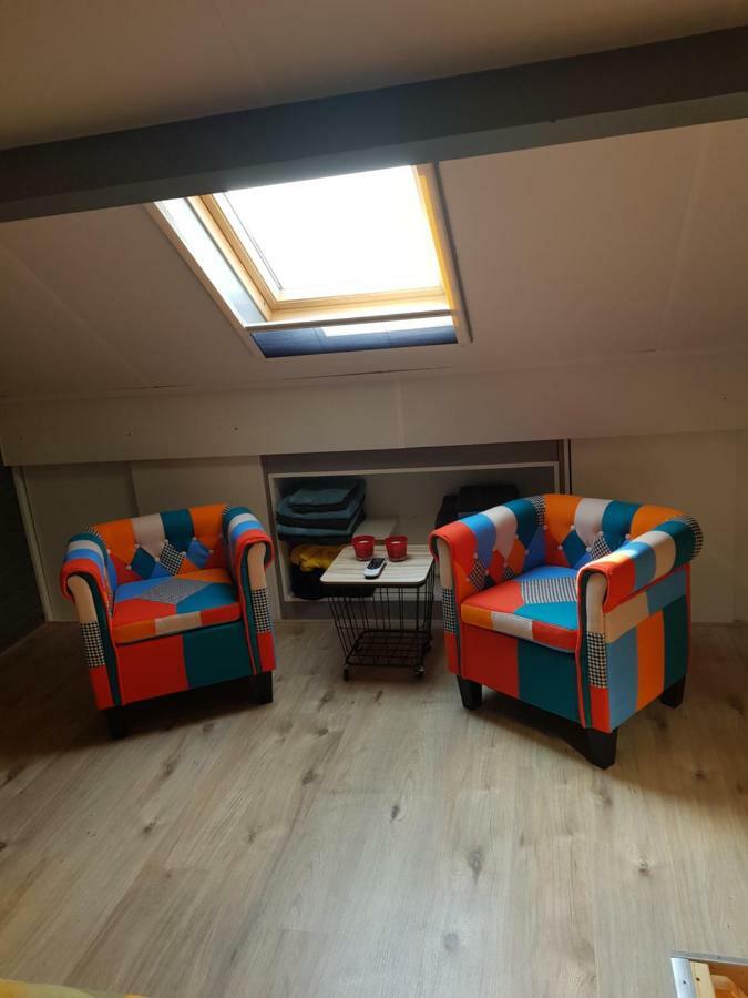 Het Gildehuis Met Sauna En Jacuzzi Stevensweert Exterior photo